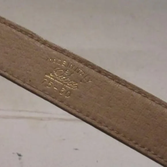 Gucci Vintage Brown Belt w Oval Cursive Logo Buckle