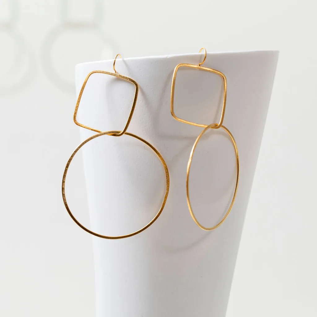 Square and circle drop earring