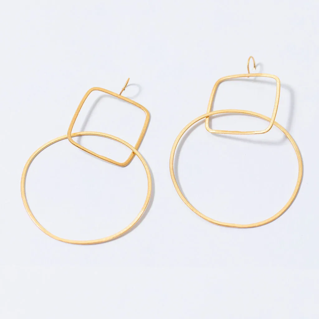 Square and circle drop earring